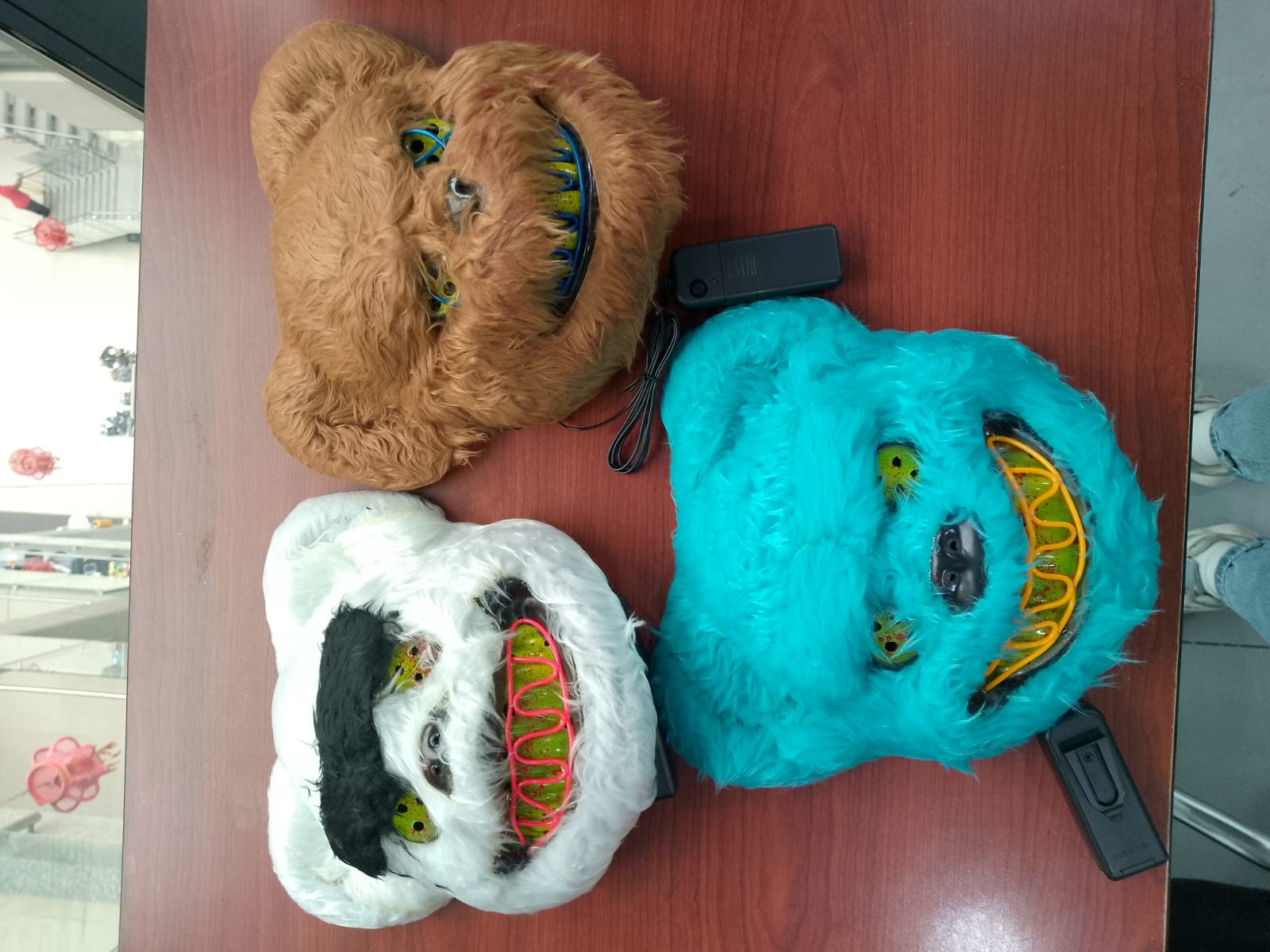 Miniatura 3 de Mascara de Oso Peludo